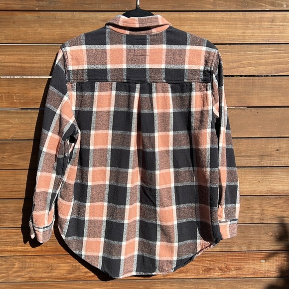 Billabong Thick Soft Cotton Button Down Flannel - Picture 2 of 6